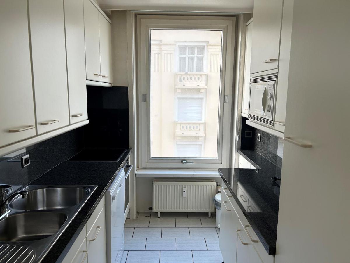 Angeles Seaview Venezia 4 Bedroom For 10 Persons Appartement Oostende
